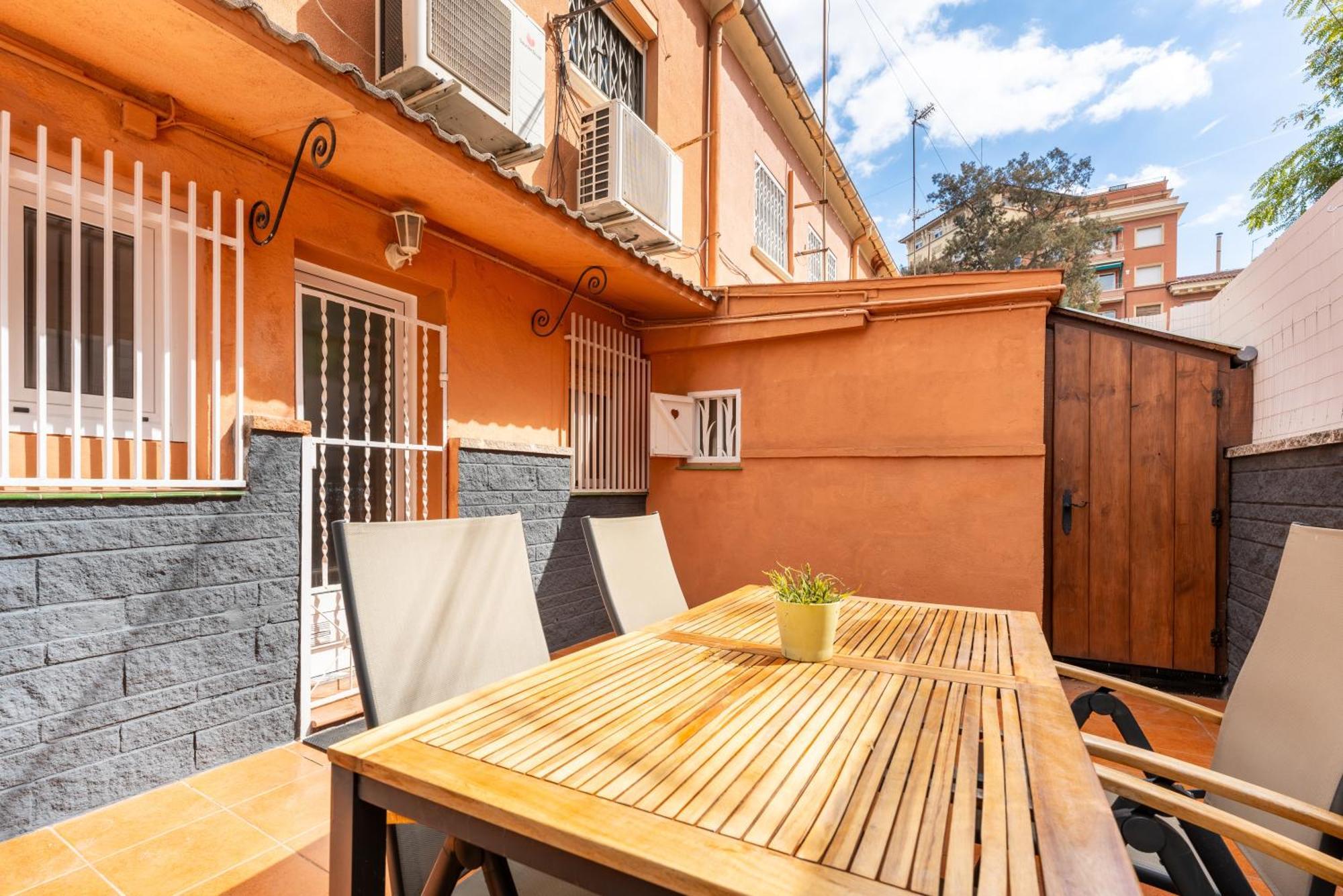 Villa La Sagrera House Barcelona Exterior foto